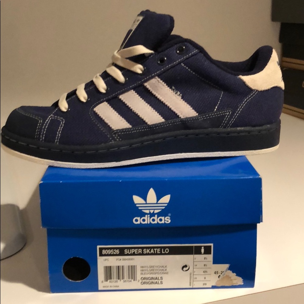 Adidas super skate low new in box